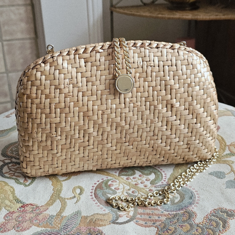 1970's Walborg Rattan Purse. Woven rattan purse. Vintage purse. - Picture 7 of 14